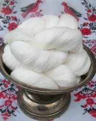 white bleached yarn