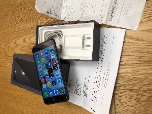 Apple iPhone 8 Plus - 256GB - Space Gray