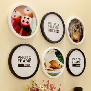 Round Photo Frames