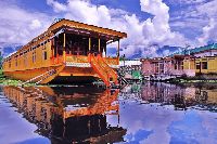 Kashmir Houseboat Tour