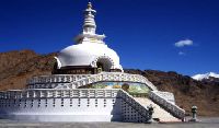 Shanti Stupa Tour Package