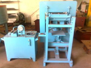 MOULD MACHINE / BLOCK MACHINE