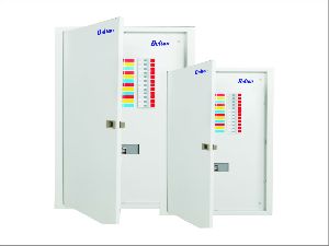 Vertical TP&N Distribution Board