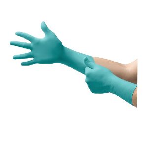 NITRILE DISPOSABLE GLOVE