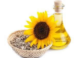 raw sunflower oil