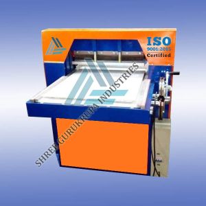 Fabrics Cutting Machine