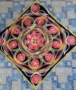 Handicraft wall hanging applique