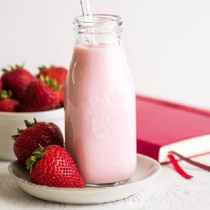 strawberry flavour milk