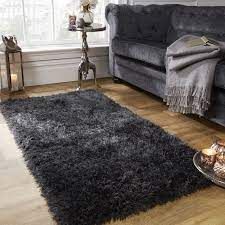 shaggy floor rug