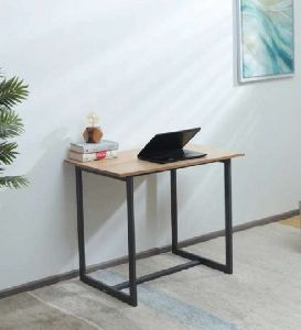 Zinan Writing Table