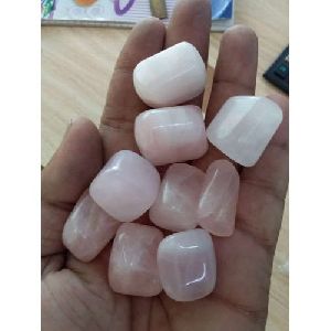 Rose Quartz Tumbel Agate Stone