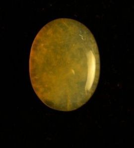 7.95 Carat Honey Opal Stone