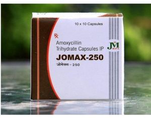 Amoxycillin Trihydrate Capsules IP