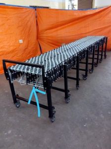 skate wheel conveyor