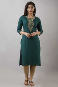 NIT-527 Women Green Rayon Kurta