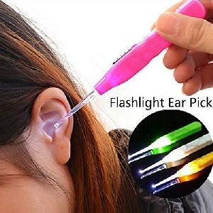 Led flashlight earpick