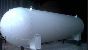 Propane storage tank