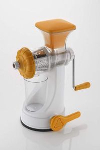 Plastic Fruit Juicer