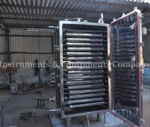 Vacuum Tray Dryer