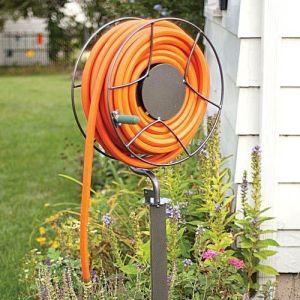 Vertical Swiveling Hose Reel