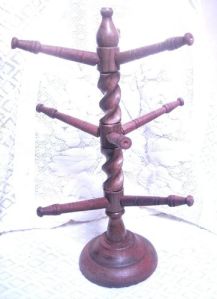 Wooden Bangle Stand