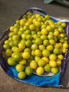 yellow lemons