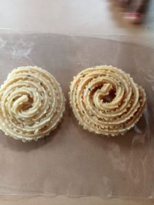 rice murukku