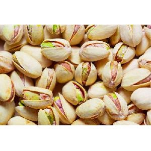 dry pistachio