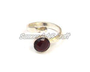 Garnet Gemstone Ring with silver plated