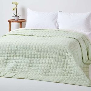 quilted bed cover