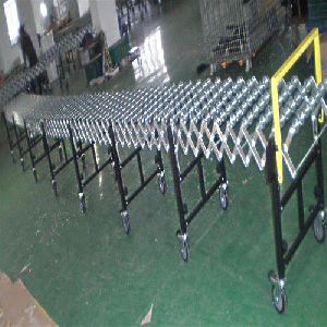 skate wheel conveyor