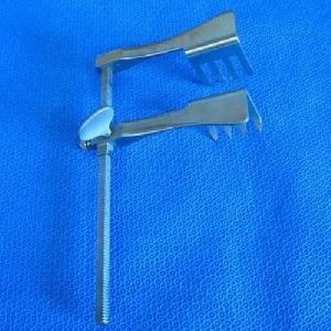 Laminectomy Self Retaining Retractor