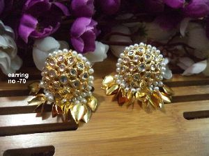 Meenakari Work Round Kundan Studs