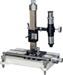 Advance Traveling Microscope