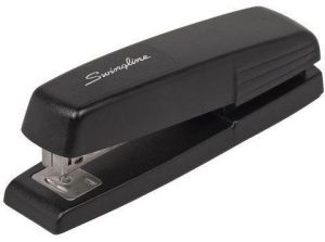 desktop stapler