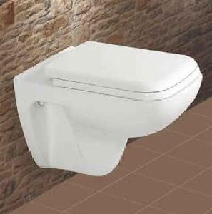 Rateble Water Closet