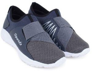 Sports Shoes