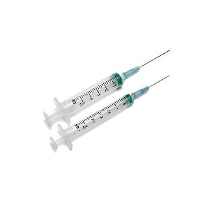 Disposable Sterile Syringe with Needles