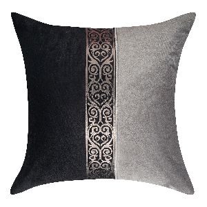 HALF AND HALF MIDDLE PATTERN CUSHION COVER