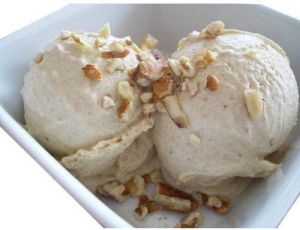 Dry Fruit Ice Cream