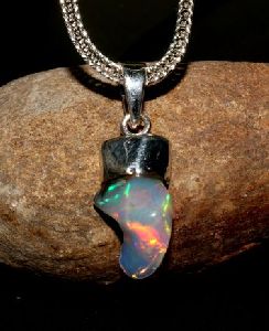 S173 Opal Pendant