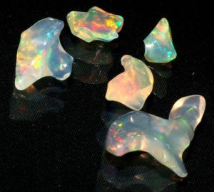 T94 Polished Opal Stones