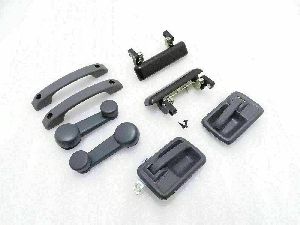 SUZUKI SJ SAMURAI SIERRA DROVER GYPSY INNER & OUTER COMPLETE HANDLE SET