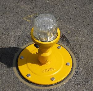 Bi-directional Runway light fitting