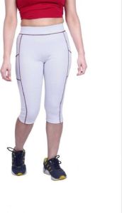 Ladies Daily Wear White Cotton Capri