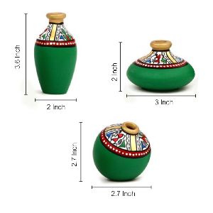 Hand-painted Terracotta Home Decoration Pots for Diwali Gifting