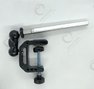 Dental mounting rod for demonstration and display