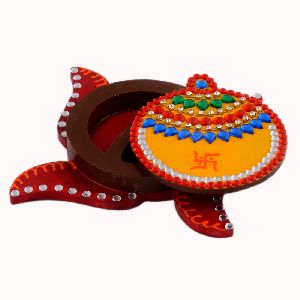 Wooden Tilak Chopda