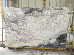 Marble Slabs (Lava White/Viola)