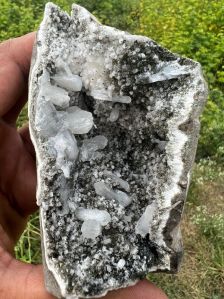 Stillbite and pherinanit geode